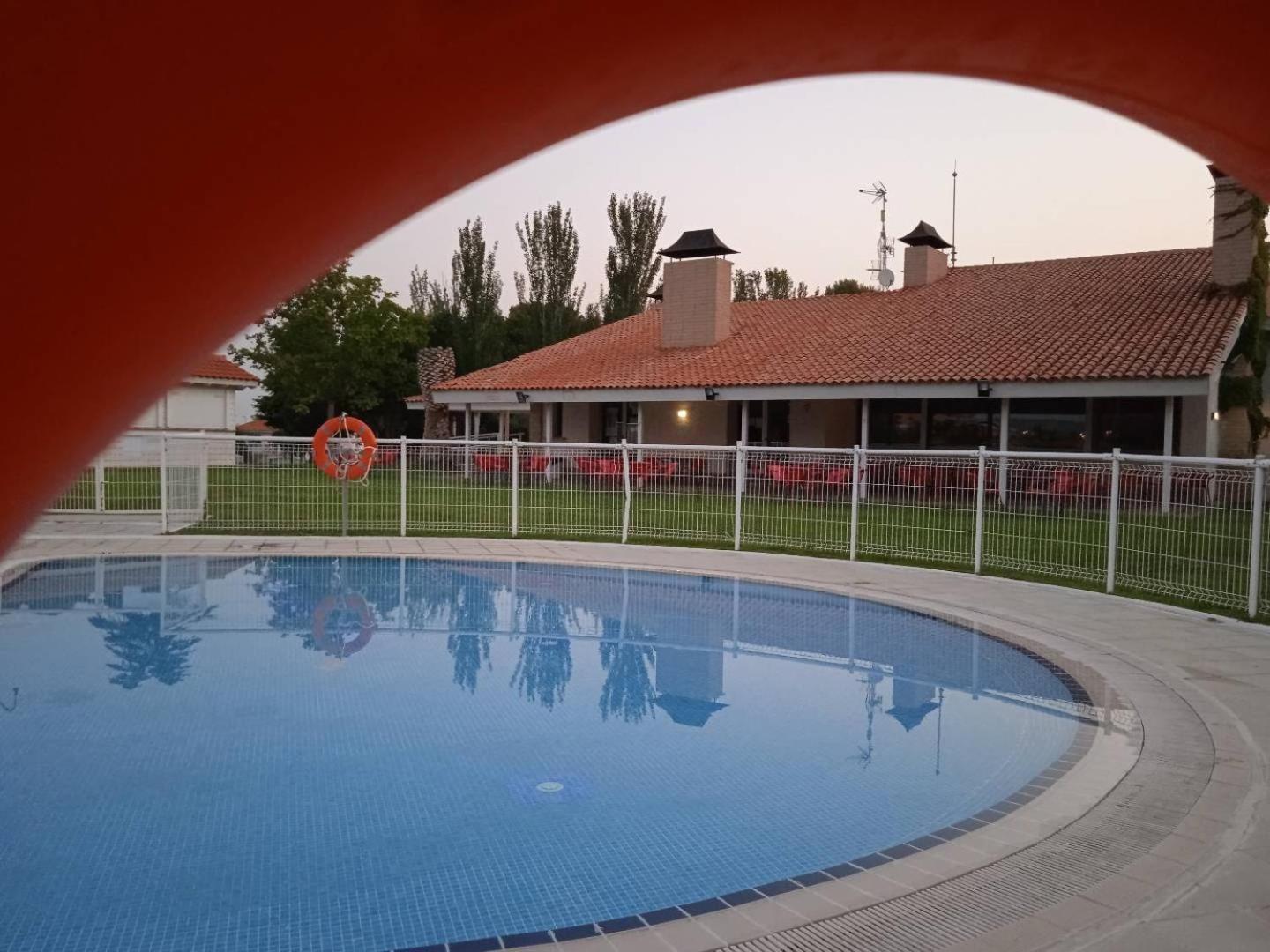 Albergue Zaragoza Camping Zewnętrze zdjęcie