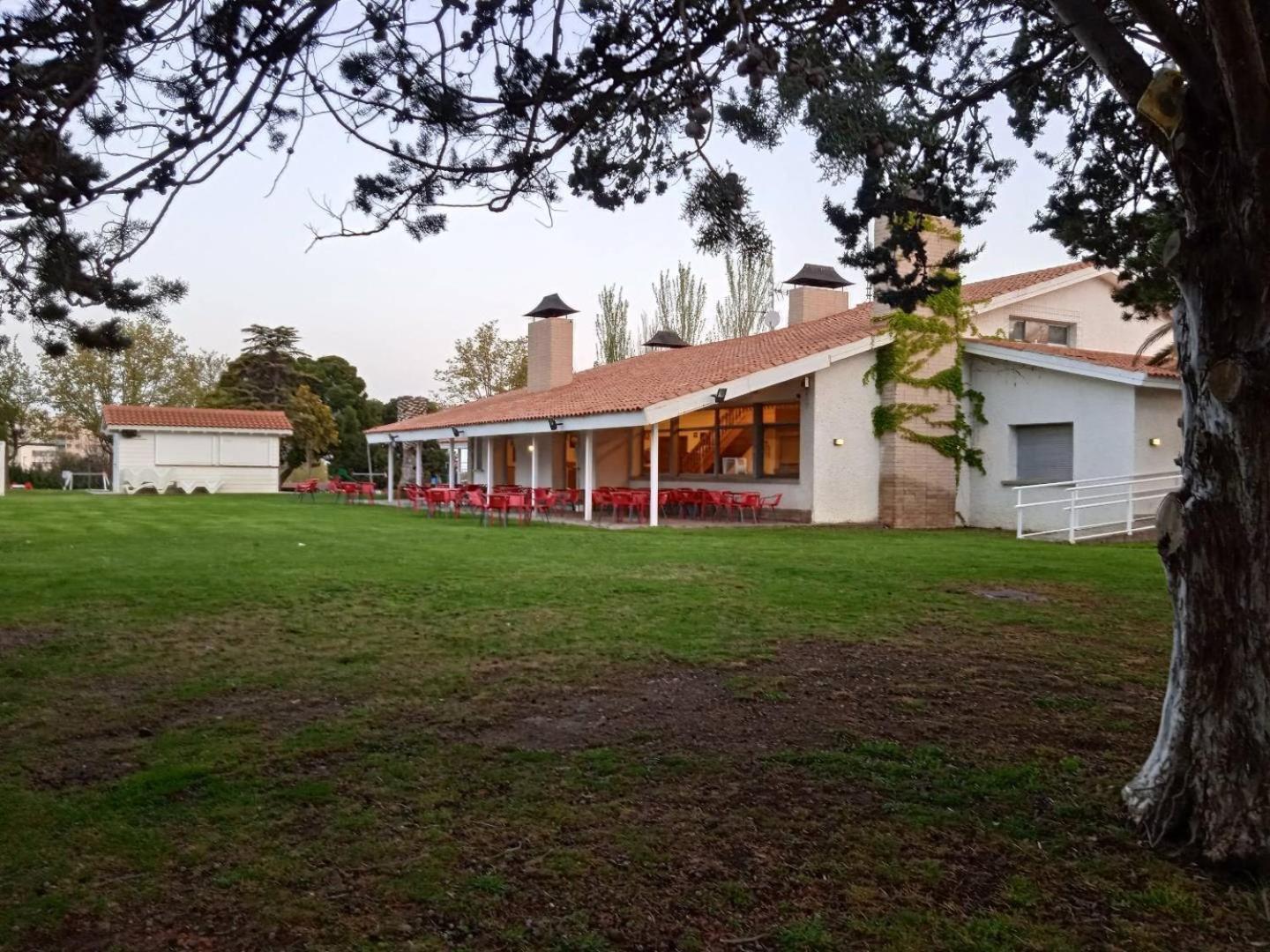 Albergue Zaragoza Camping Zewnętrze zdjęcie